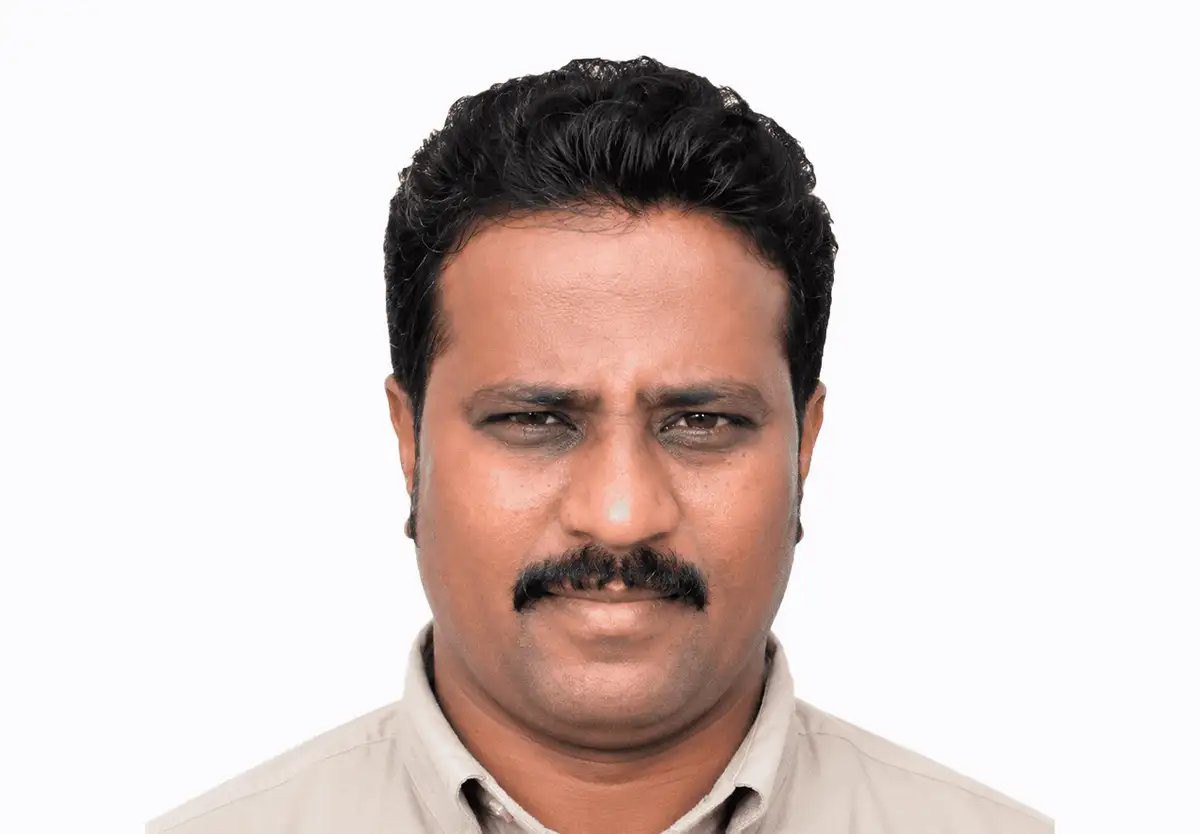 Customer profile of Shaik Badesaheb, business owner from Tadipatri, managing 10 acres under the GreenHabitat360 project.
